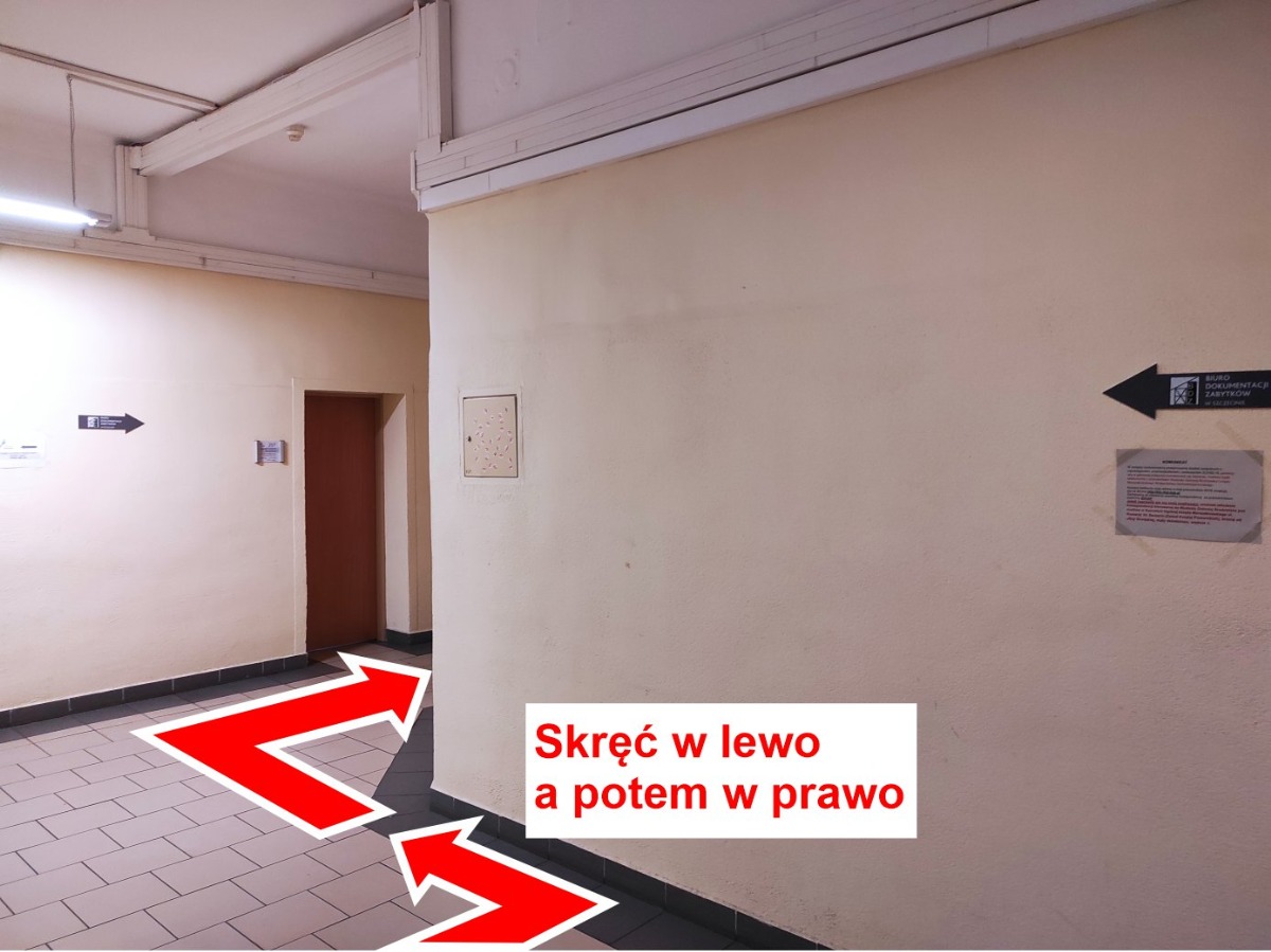 Wyjście z windy - skręć w lewo a potem w prawo