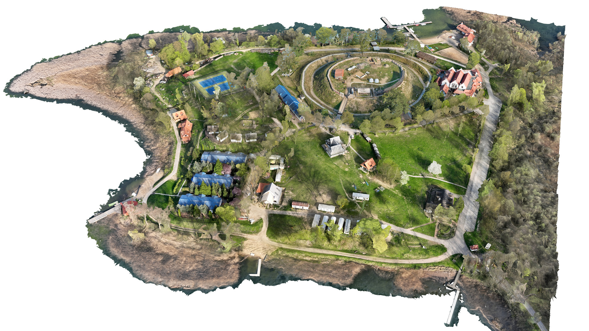 Widok modelu ruin zamku wraz półwyspem z perspektywy ptasiej od strony zachodniej.